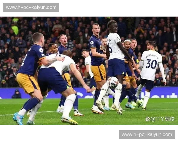 喜鹊啼鸣与热刺狂舞：圣詹姆斯公园球场的权杖交接之战